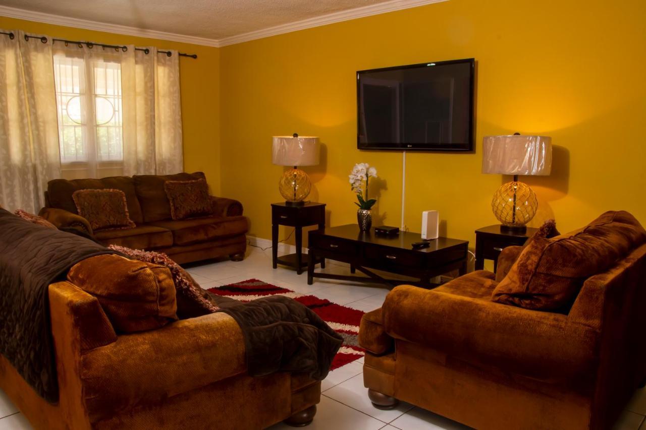 Vacation Getaway In Mango Walk Country Club Apartment Montego Bay Luaran gambar