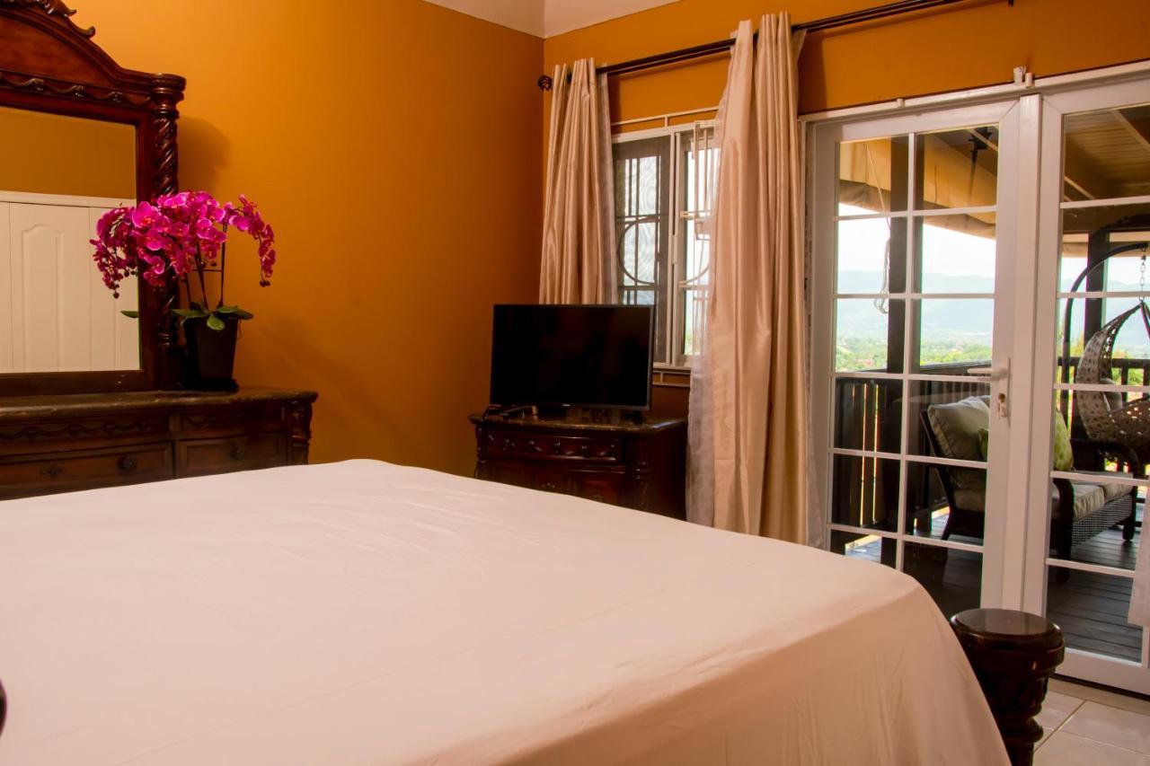 Vacation Getaway In Mango Walk Country Club Apartment Montego Bay Luaran gambar